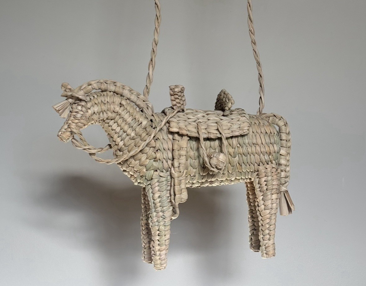 Handmade Mexican Straw Horse Woven Wicker Rattan bag/ Basket