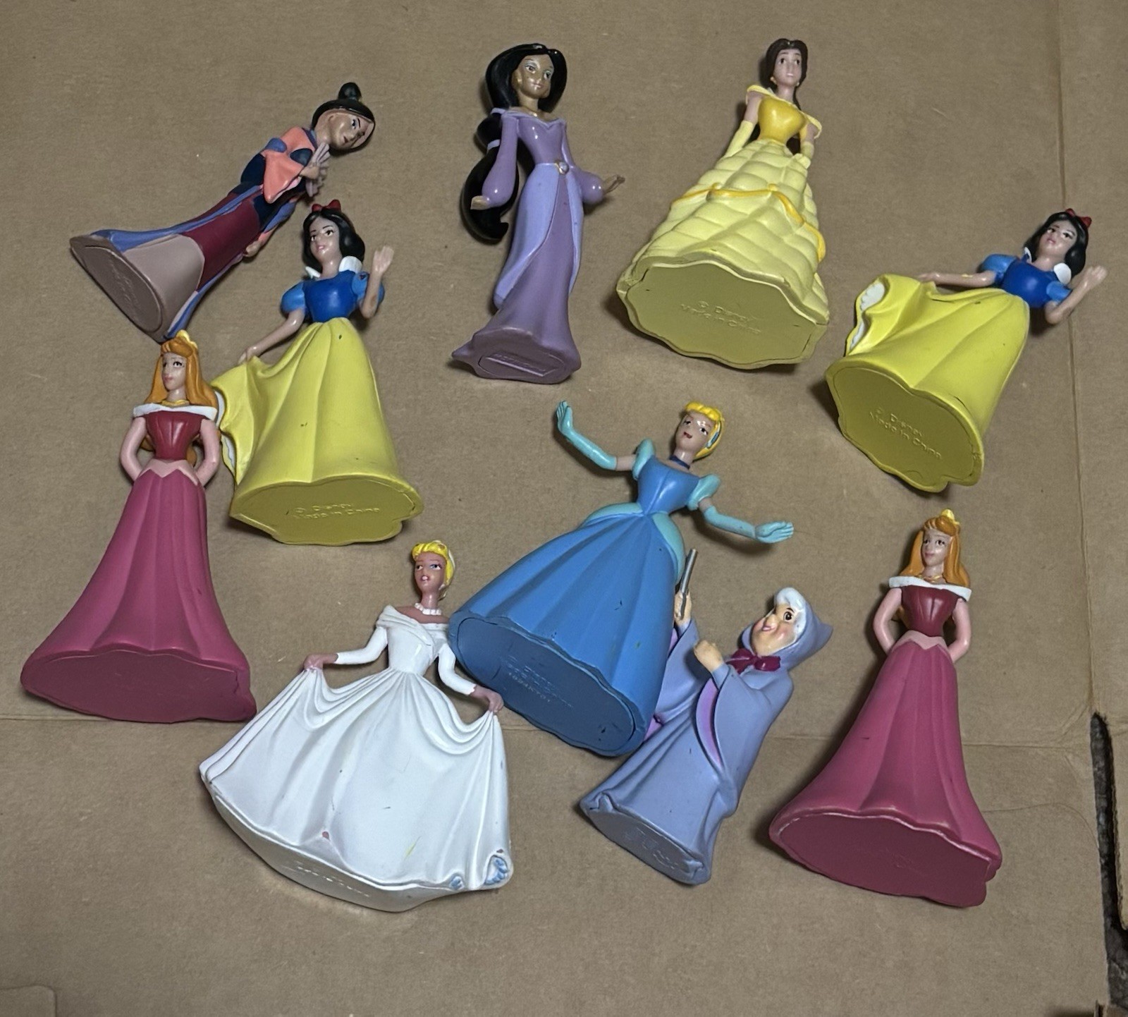 Disney Princess 3" Assorted Figurines Lot 10 - photo 4
