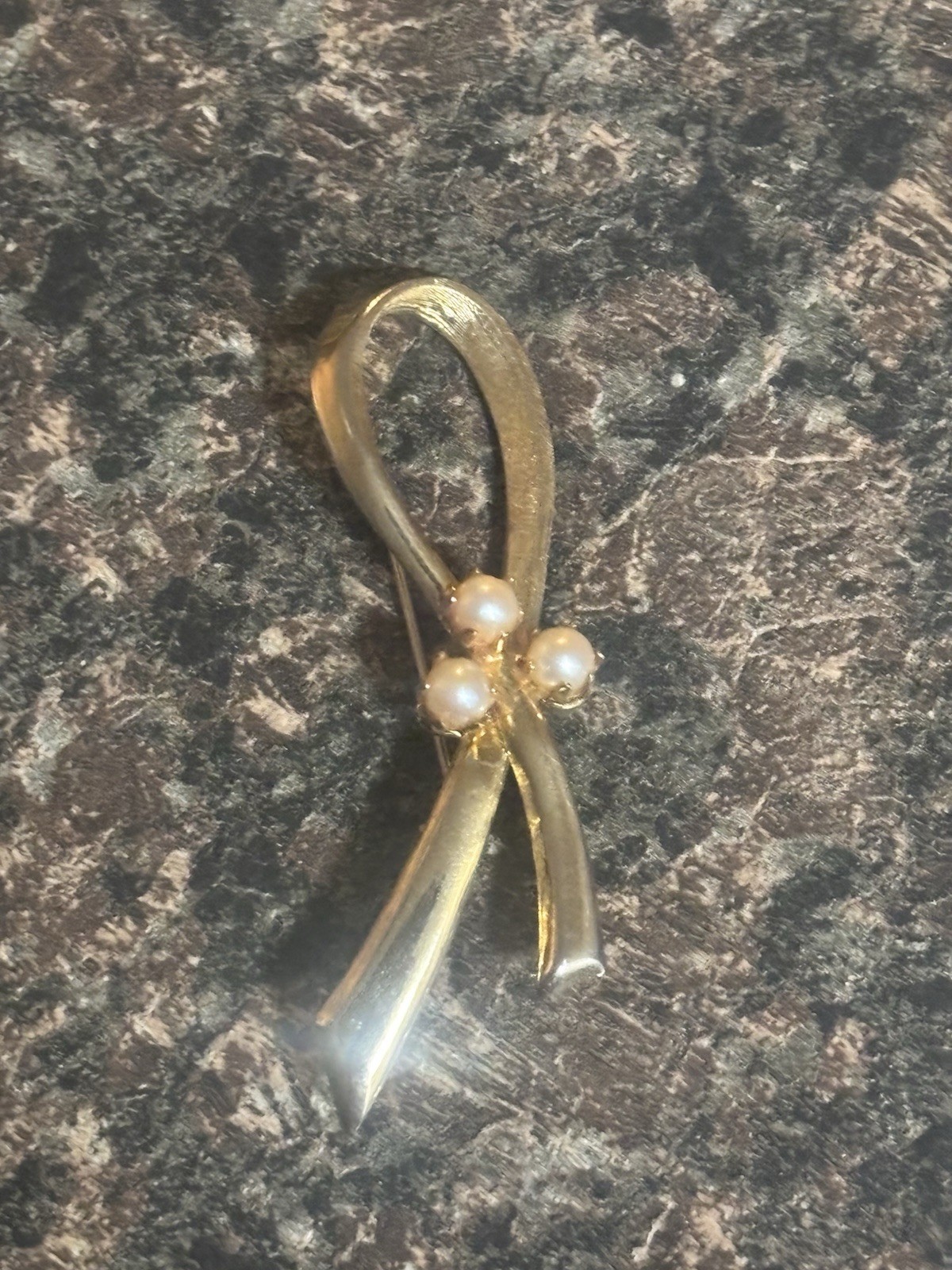 Gold Brooch Pearls Ribbon High Polish Flash Brooks