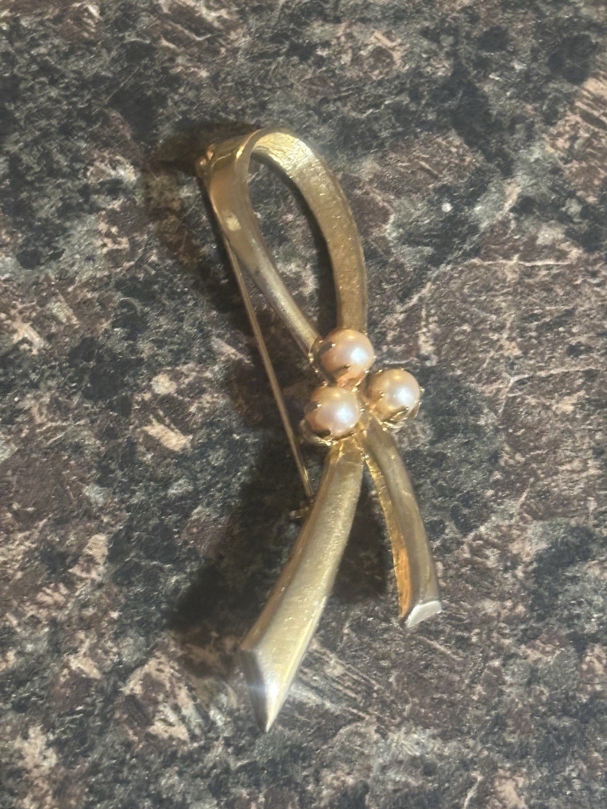 Gold Brooch Pearls Ribbon High Polish Flash Brooks - photo 3