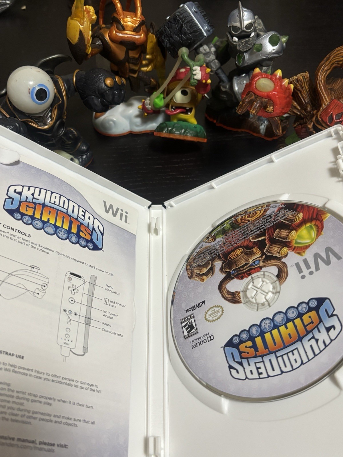 Skylanders Giants for Wii + 15 Figures and Game - photo 5