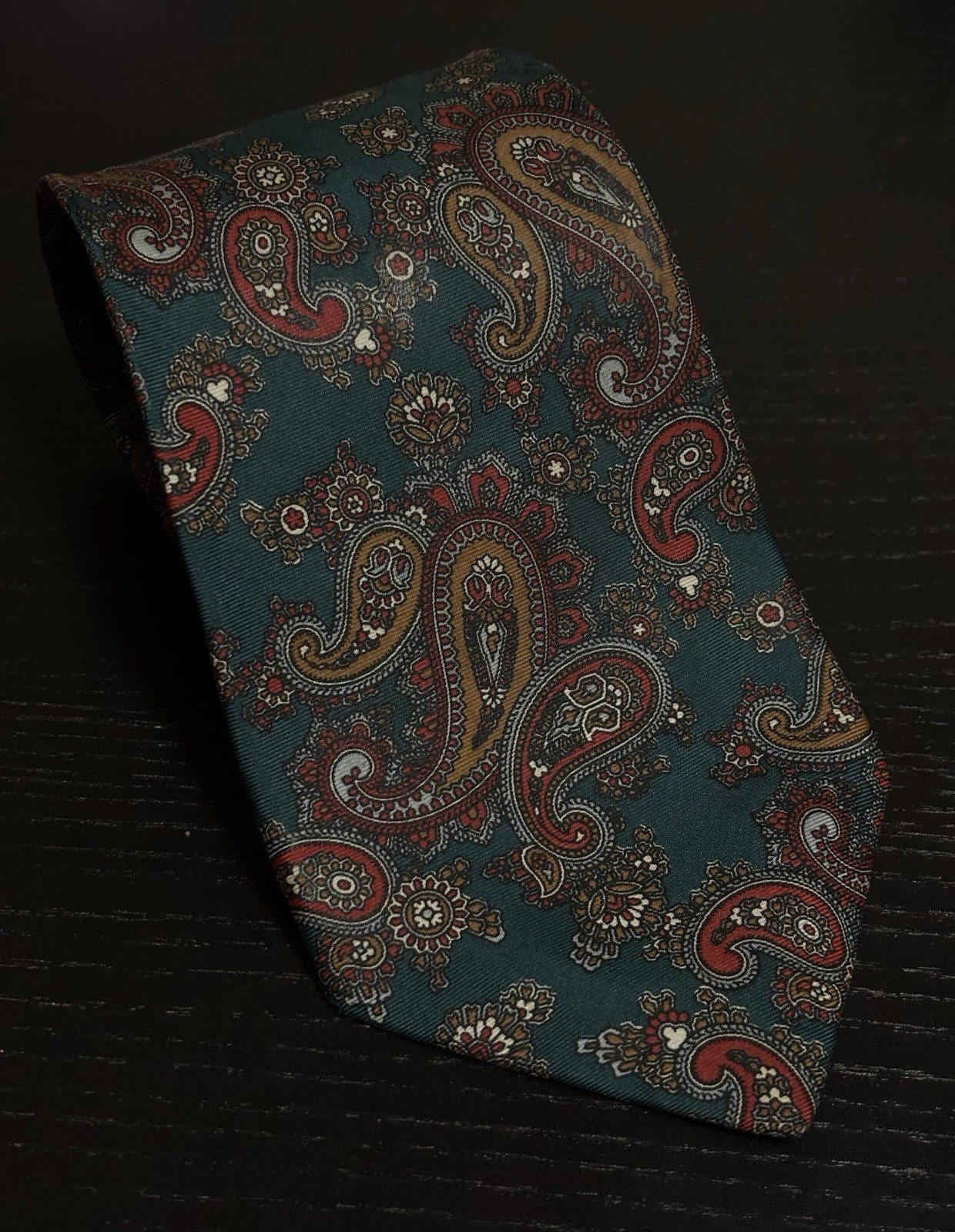Silk Paisley Tie Green Forest Red Woodward