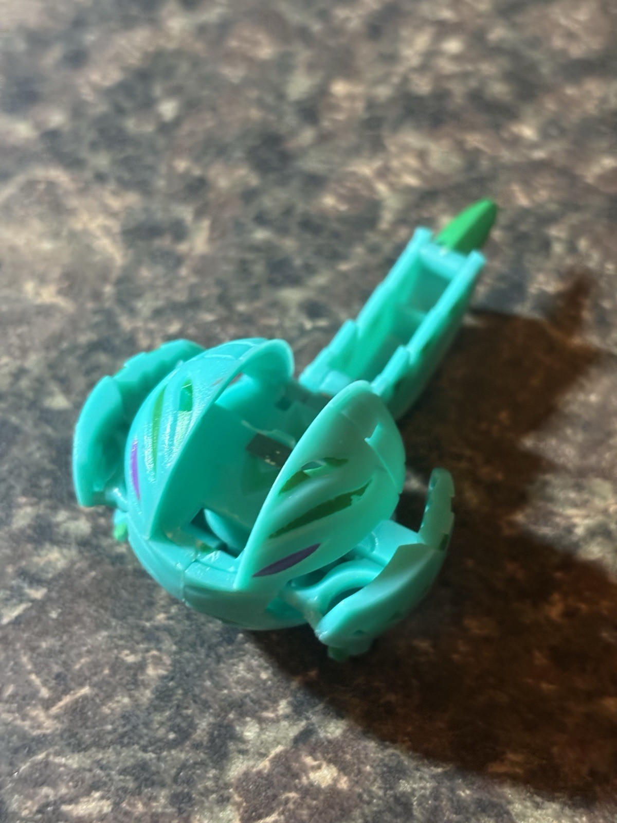 Ventus Limulus B2 510G - Bakugan Battle Brawlers Mini Action Fig