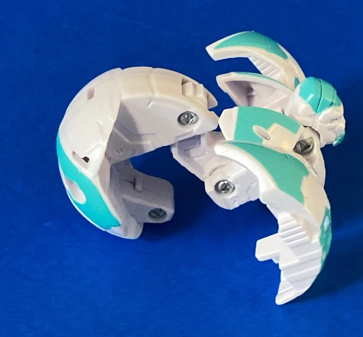 Bakugan Gorthion b200 - photo 3