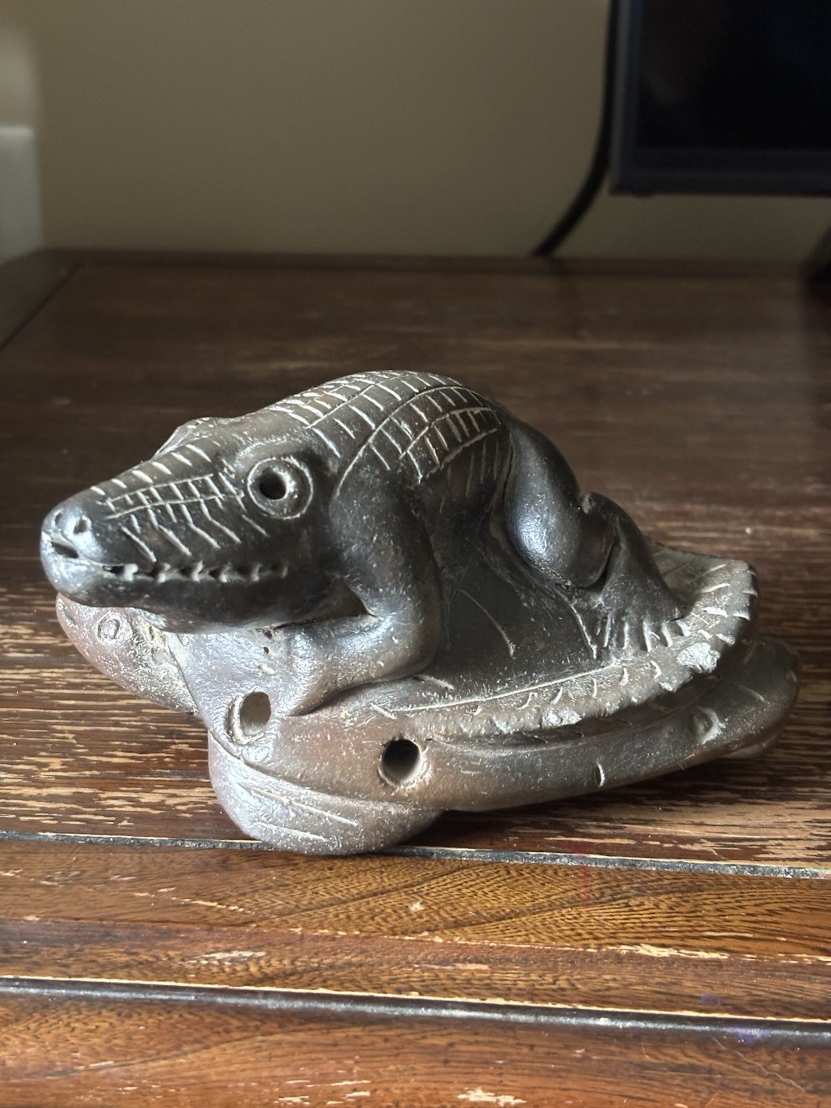 Pre-Columbian Mayan/Aztec Style Zoomorphic Flute Whistle