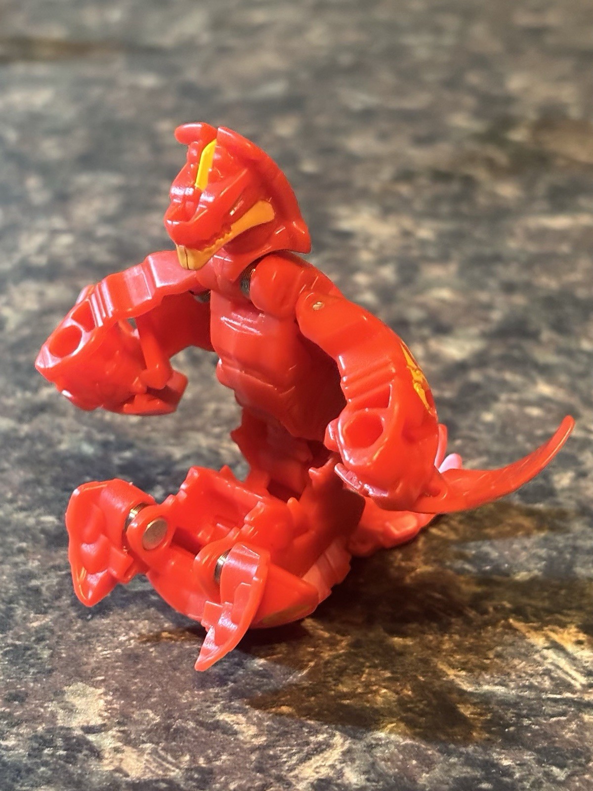 BAKUGAN EVOLUTIONS PYRUS "NEO DRAGONOID" B700