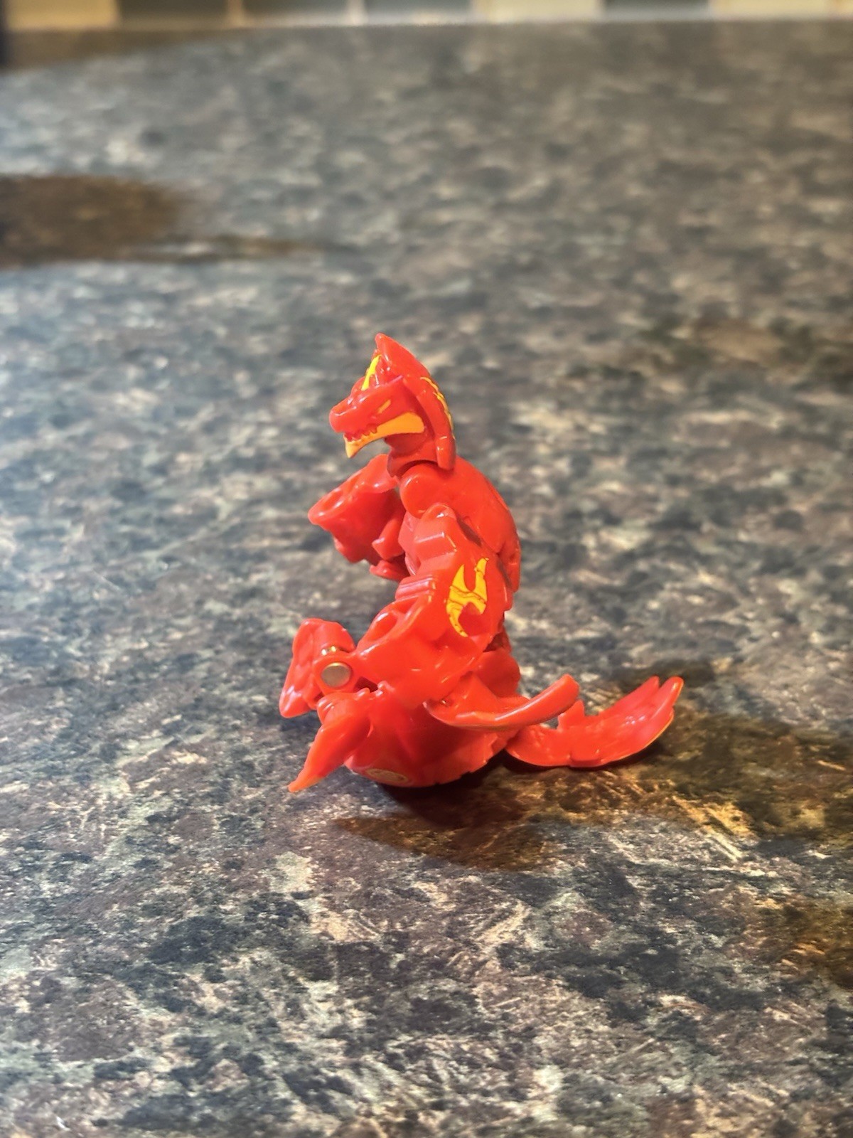 BAKUGAN EVOLUTIONS PYRUS "NEO DRAGONOID" B700 - photo 2