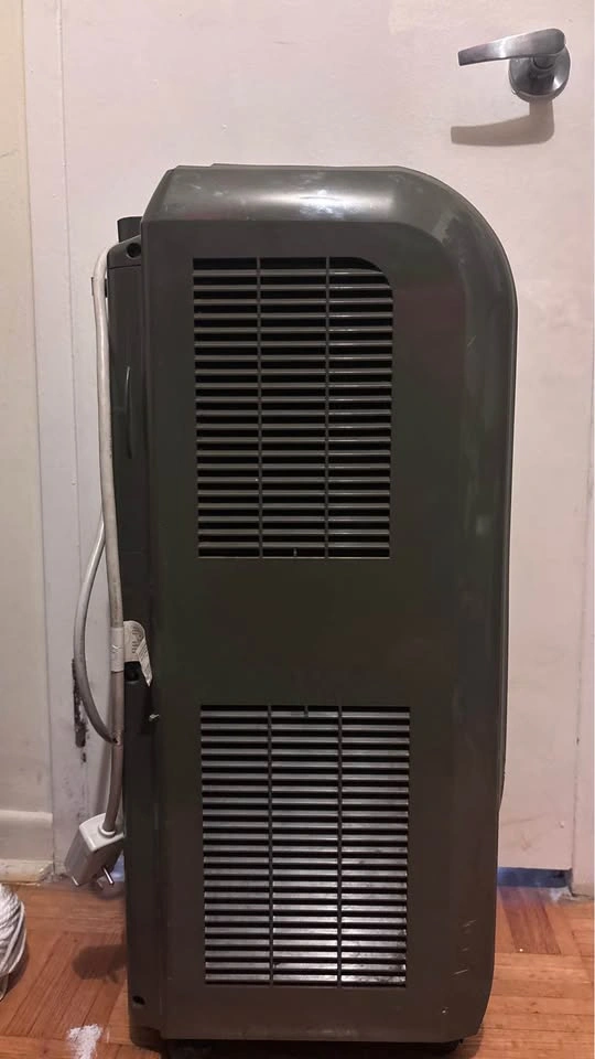 Garrison 9000 BTU Portable AC with Hose - photo 5