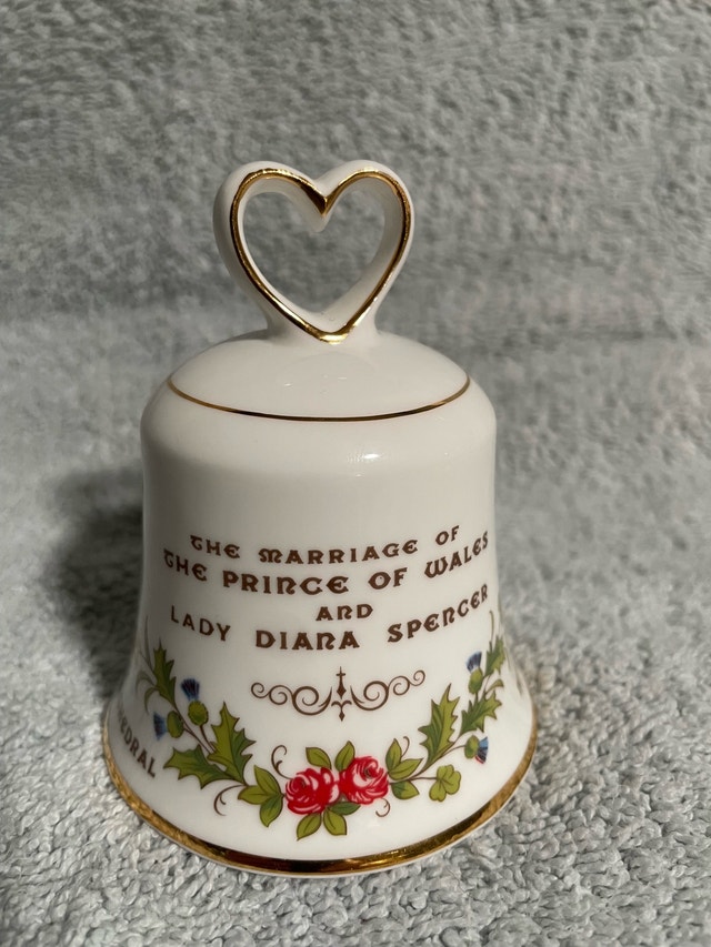 1981 Royal Wedding Commemorative Bell Royal Albert Bone China
