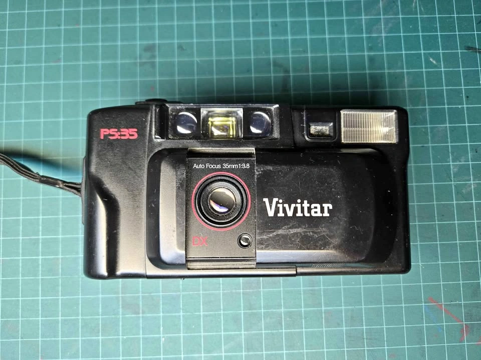 Vivitar PS:35 Auto Focus 35mm film Camera