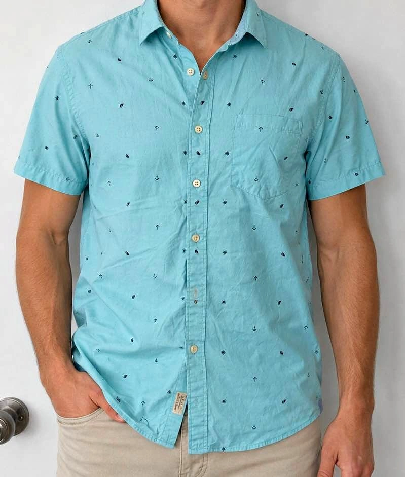 Blue Short Sleeve Button-Up Shirt Medium Slim fit