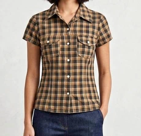 Women's Plaid Short Sleeve Button-Up Shirt Size small