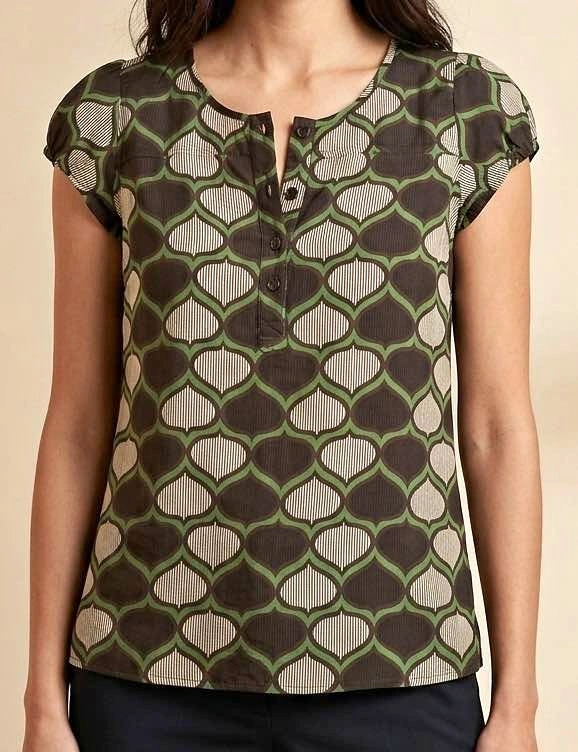 Banana Republic Silk Blend Blouse - Green,Black and white patter
