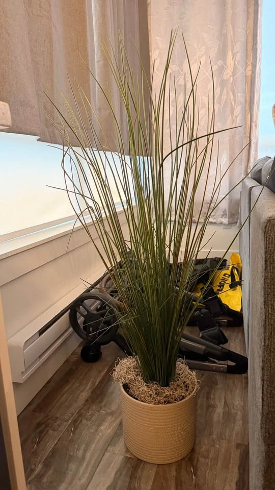Ikea artificial plant with vase - photo 4