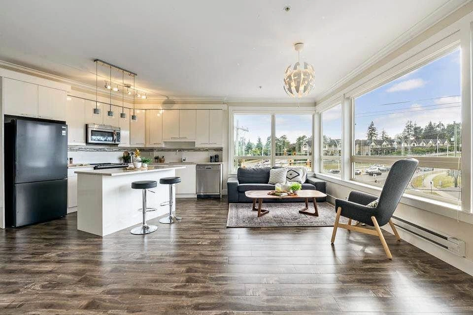 2 Beds 2 Baths - Apartment