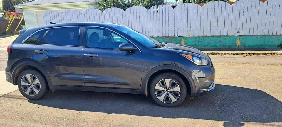 Kia Niro Hybrid - photo 2