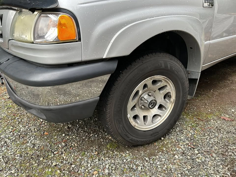 2004 Mazda B3000 - photo 4