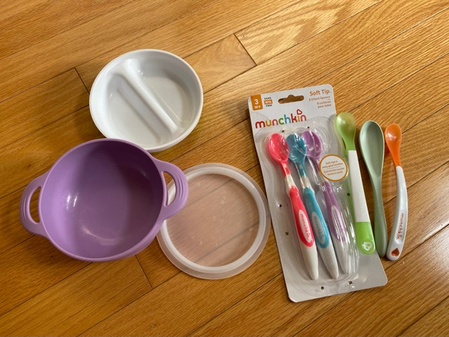 B:NU and Munchkin Infant Feeding Set
