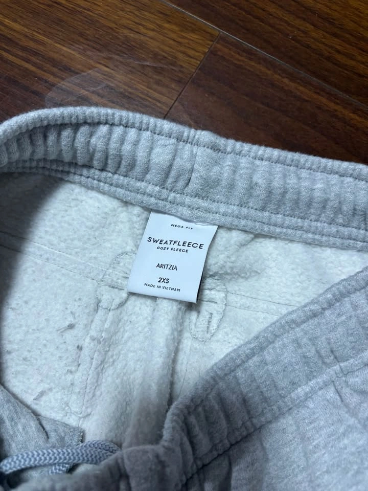aritzia cargo sweats - photo 4