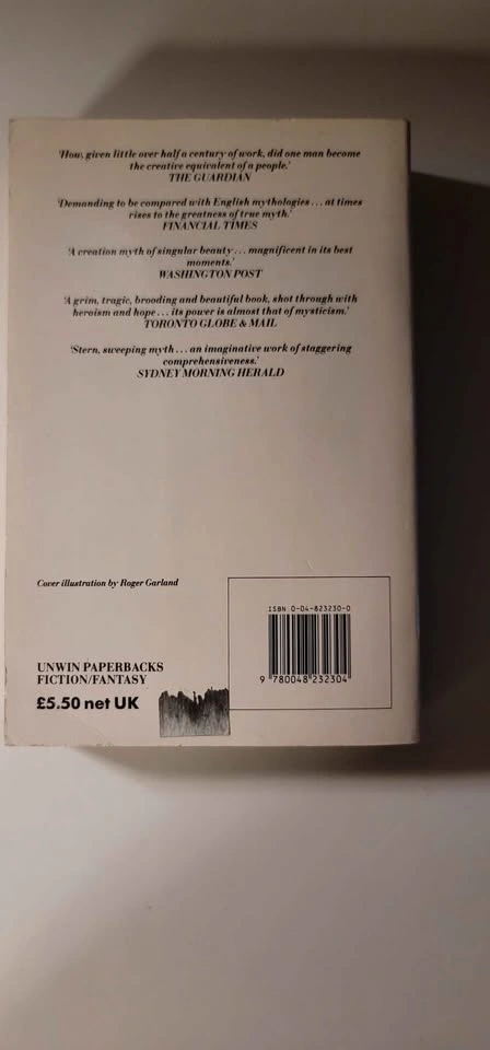 The Silmarillion J.R.R. Tolkien Paperback Book - photo 2