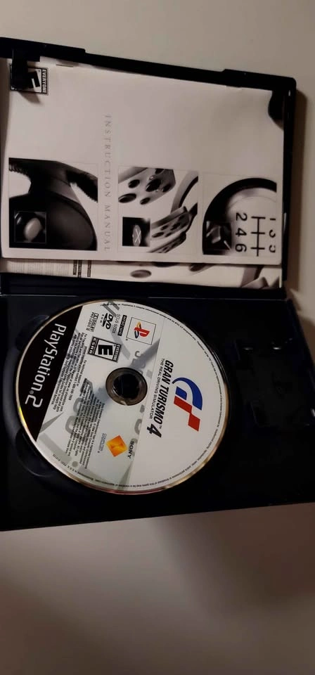 PlayStation 2 Gran Turismo 4 - photo 2