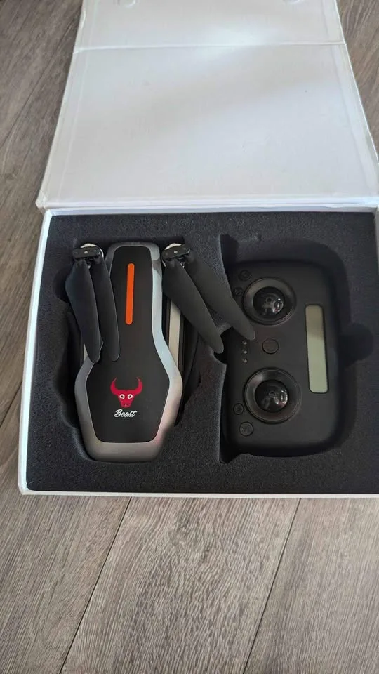 🥕 Beast SG906 Quadcopter drone. trades accepted image indicator(3)