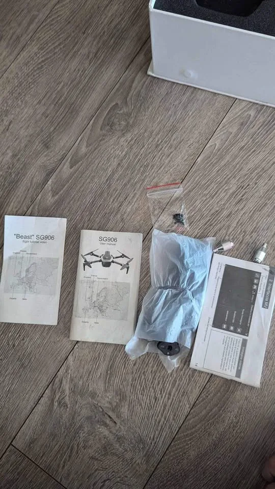 🥕 Beast SG906 Quadcopter drone. trades accepted image indicator(7)