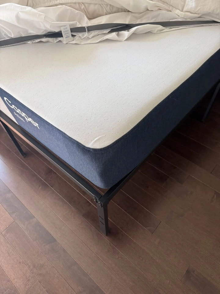 casper mattress with frame - photo 3
