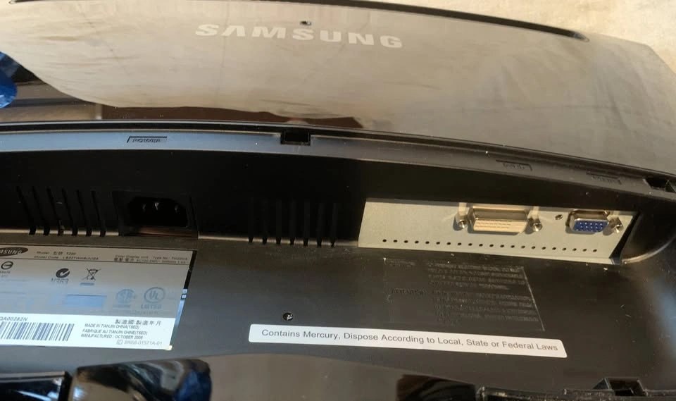 Samsung SyncMaster T220 22" Widescreen Monitor - photo 3