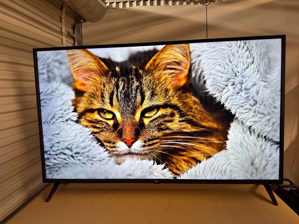 LG 55” 4K Smart TV – Excellent Condition