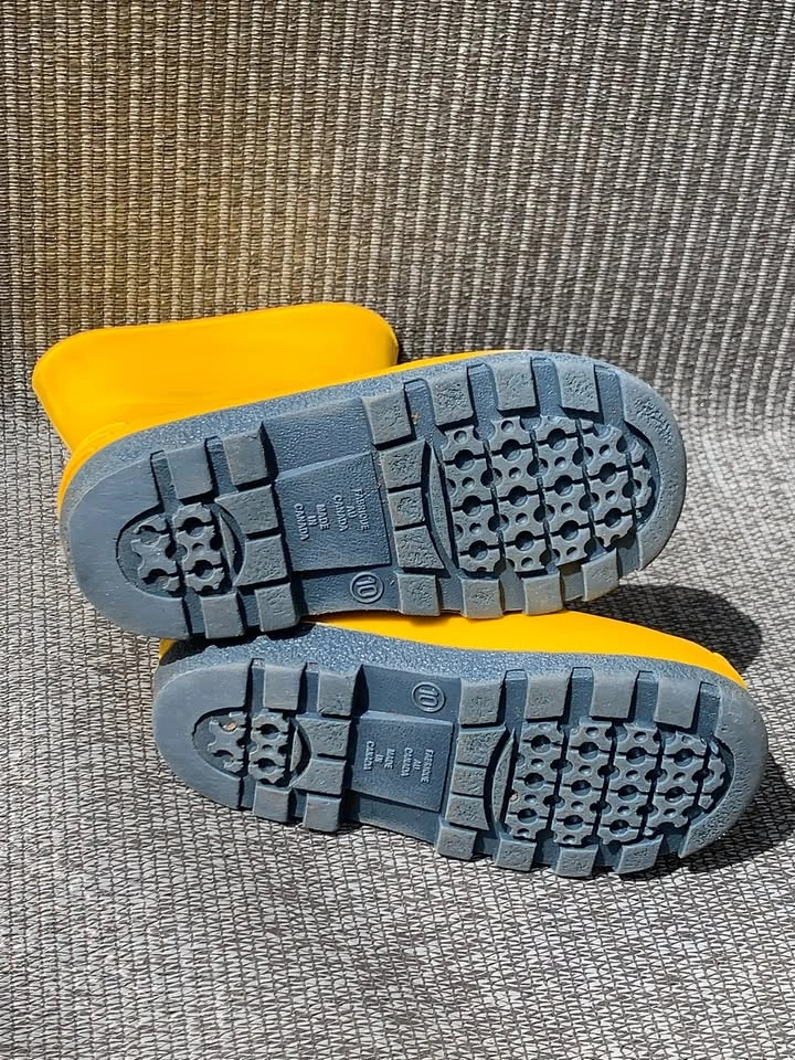 Toddler Rain boots Yellow Size 10 - photo 4