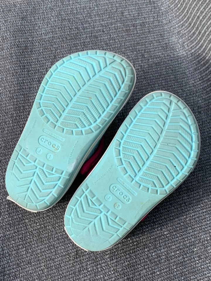 CROCS Big Kids(5+ Years Old) size J1 - photo 3