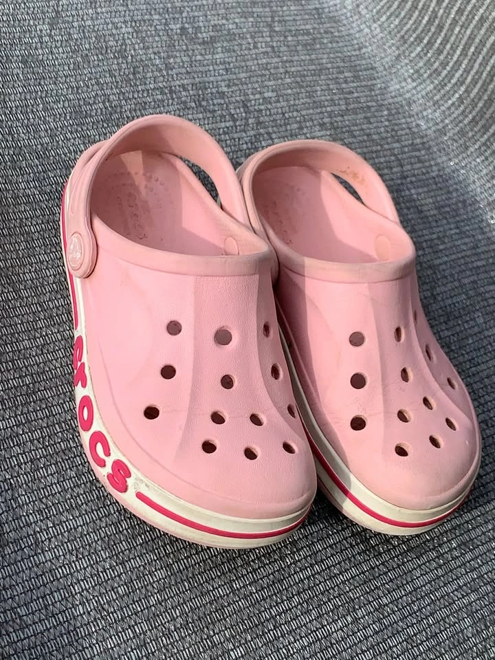CROCS Big Kids (5+ Years Old) size C12 - photo 2