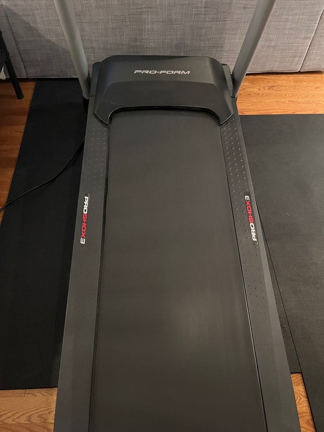 ProForm 705 CST Treadmill: Excellent Condition - photo 5