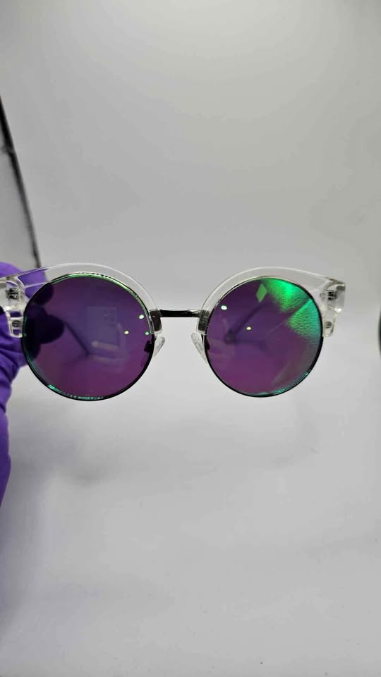BEAUTIFUL FASHION LADIES GLASSES