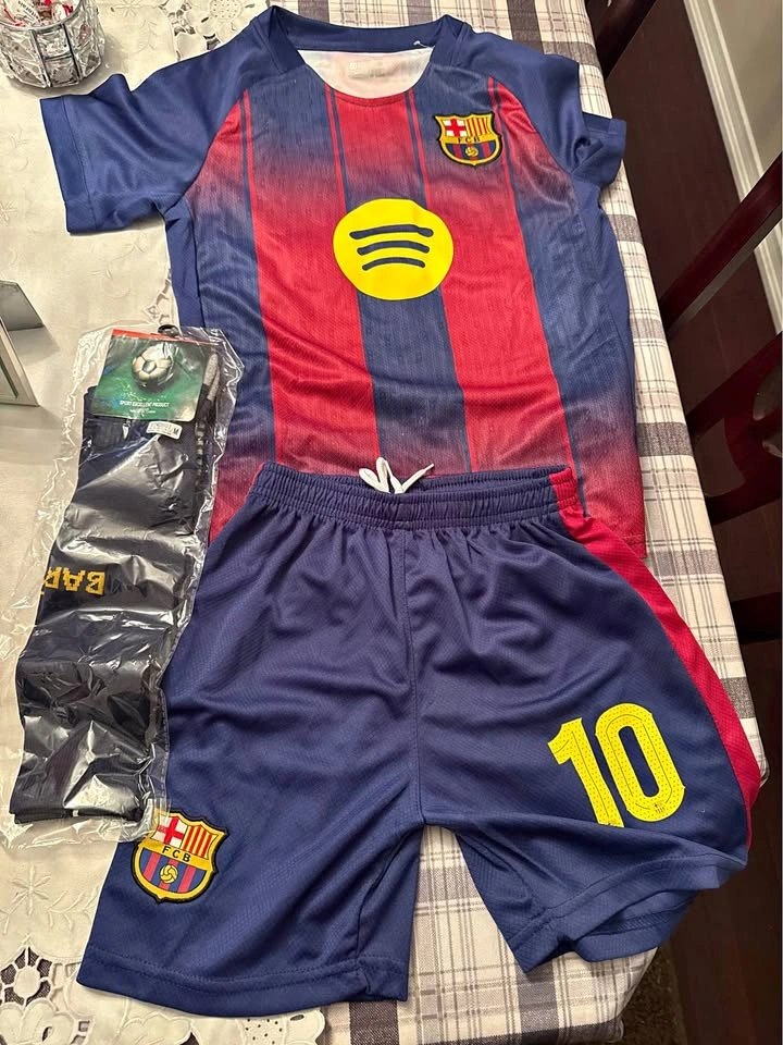 FC Barcelona Messi Soccer Jersey Size 22