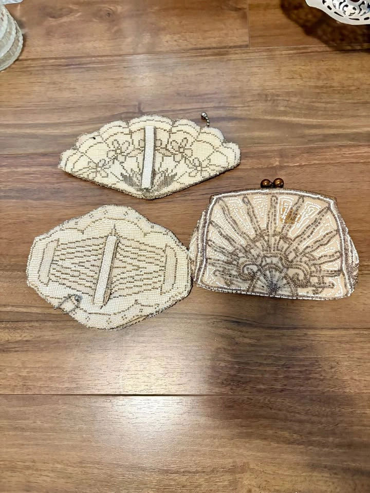 Vintage Hand-Beaded Evening Purses – Set of 3 Art Deco Style - photo 2