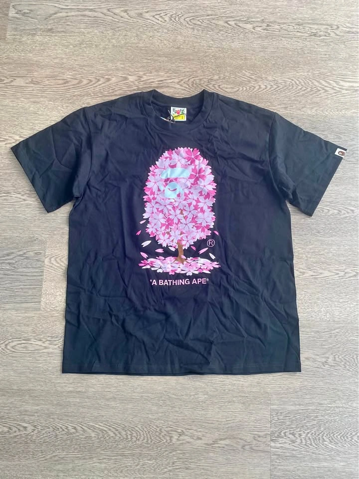 Bape T-Shirt Large
