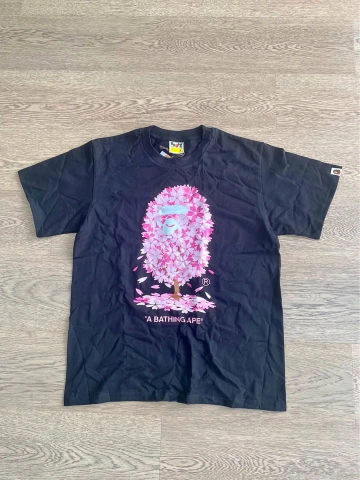 Bape T-Shirt Medium