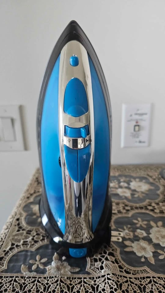 Steam iron - photo 2