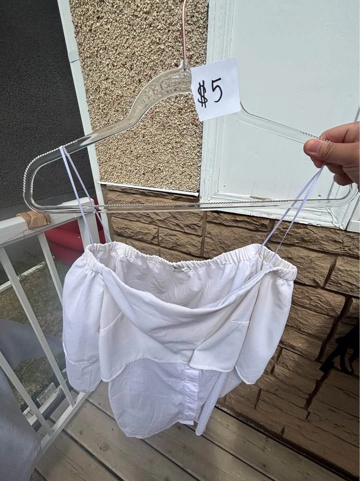 Women’s clothing - photo 5