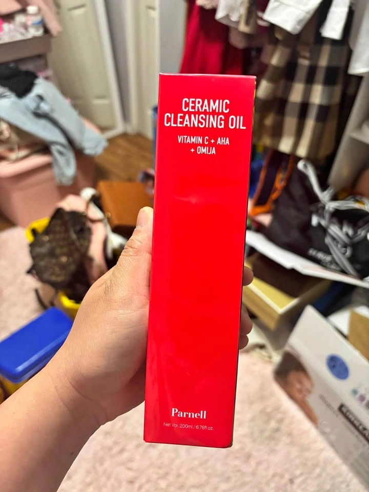 Cleansing oil