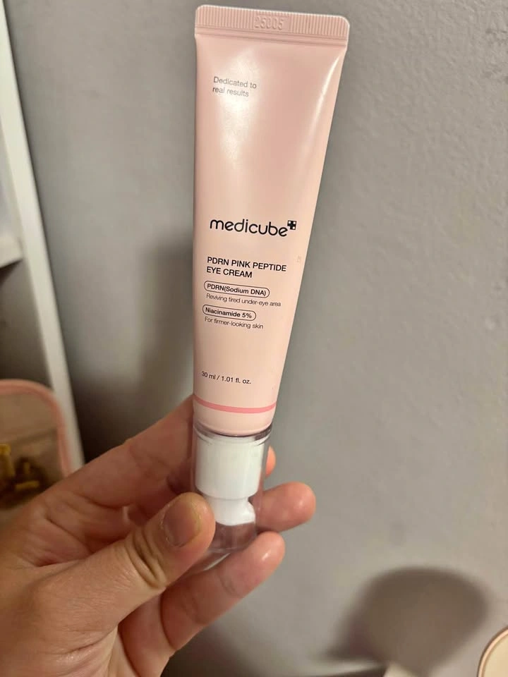 Medicube Eye cream