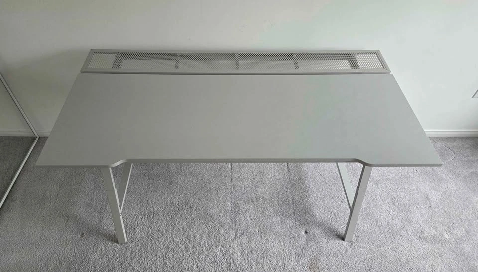Ikea UTESPELARE Desk, Light Grey - photo 3