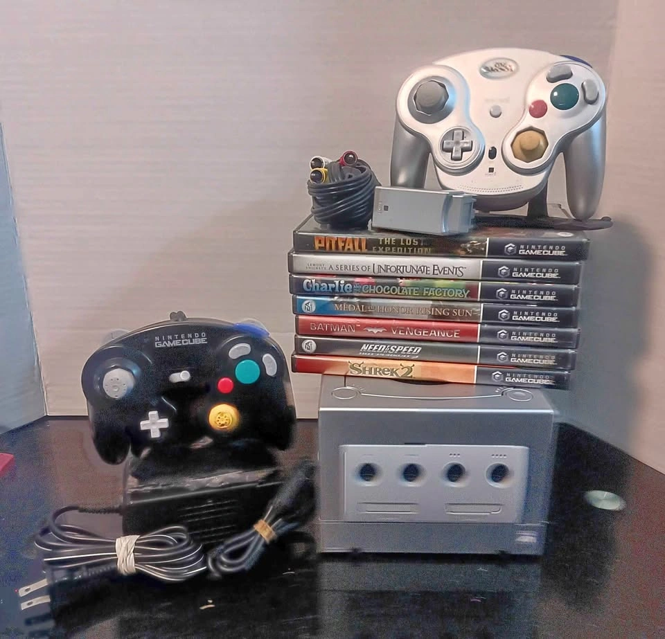 Nintendo GameCube gaming bundle