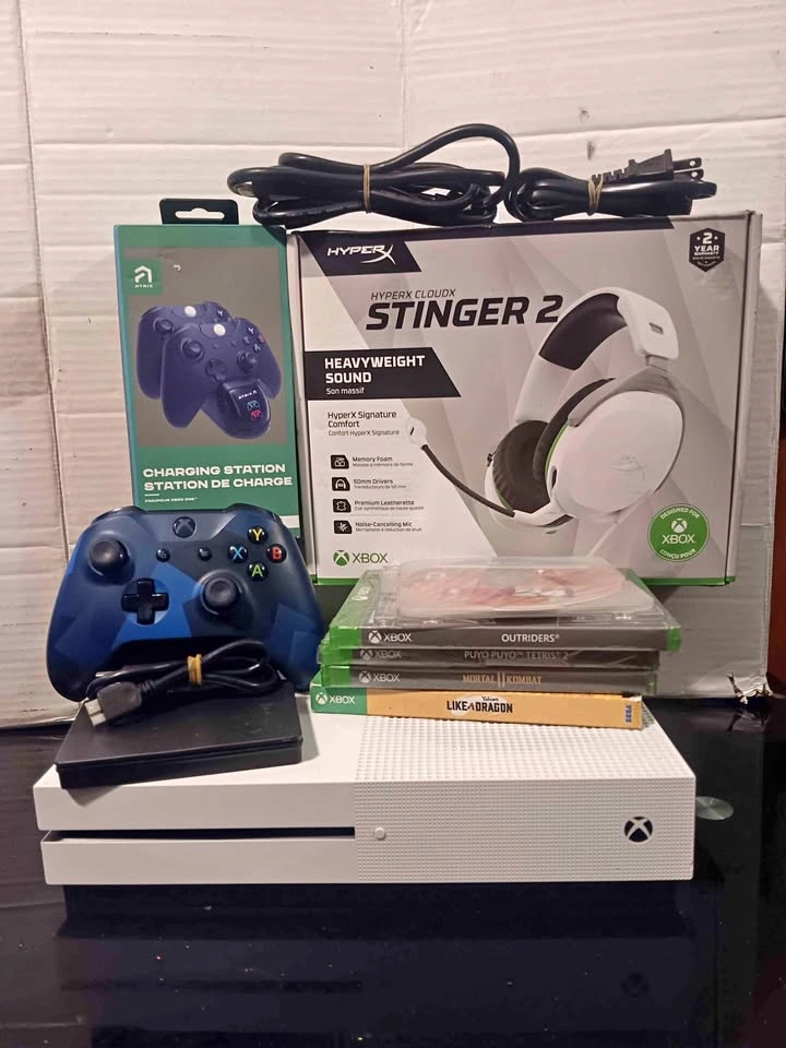 Xbox One S gaming bundle