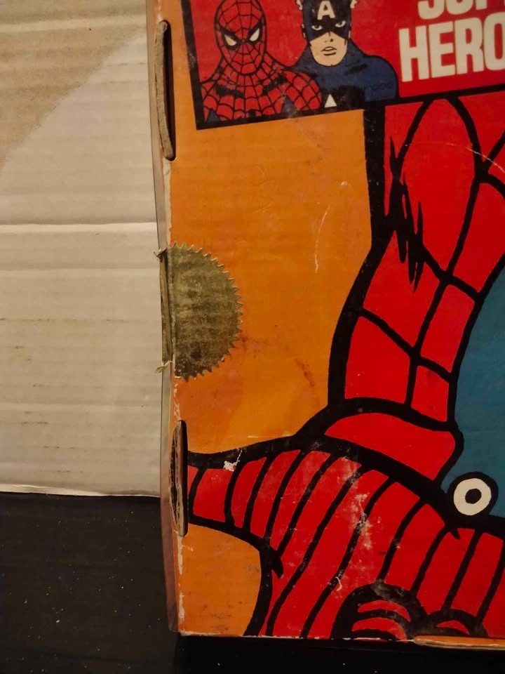 SPIDER-MAN 8" Retro Mego Style Limited Collector Figure Set - photo 5