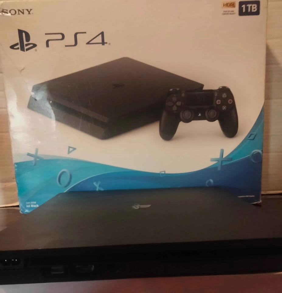 ps4 slim 1tb gaming bundle - photo 3