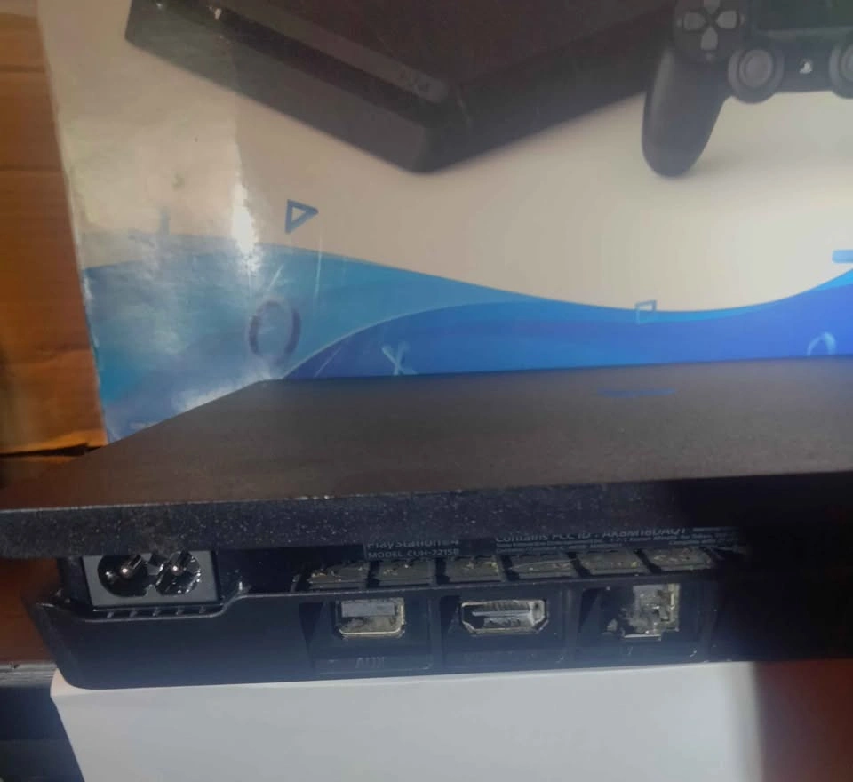 ps4 slim 1tb gaming bundle - photo 4