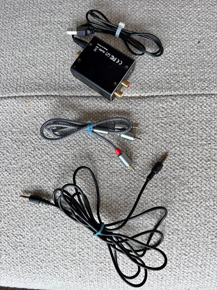 Audio Converter with audio Cables